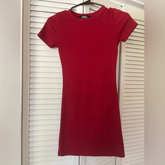 Lulu's Red Short Sleeve Bodycon Mini Dress. Made in USA. - Picture 5 of 6